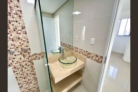 Apartamento à venda com 70m², 2 quartos e 1 vagaBanheiro 1