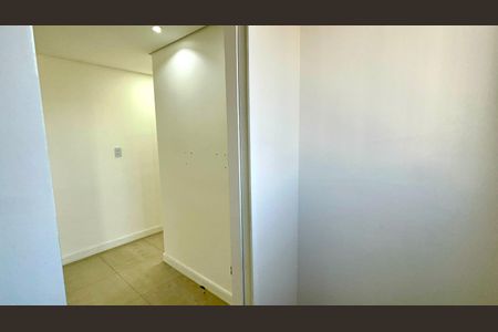 Apartamento à venda com 70m², 2 quartos e 1 vagaEscritório