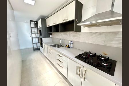 Apartamento à venda com 70m², 2 quartos e 1 vagaCozinha