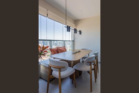 Apartamento à venda com 65m², 1 quarto e 1 vagaSacada