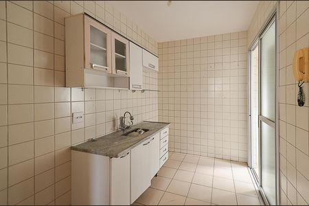Apartamento à venda com 54m², 2 quartos e 2 vagasCozinha