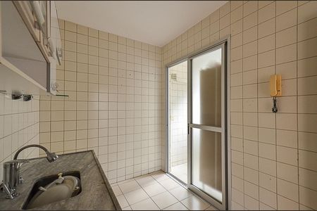 Apartamento à venda com 54m², 2 quartos e 2 vagasCozinha