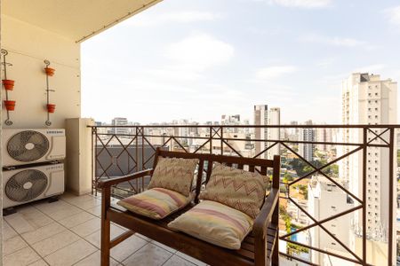 Apartamento para alugar com 52m², 1 quarto e 1 vaga Apartamento para alugar com 52m², 1 quarto e 1 vagaVaranda