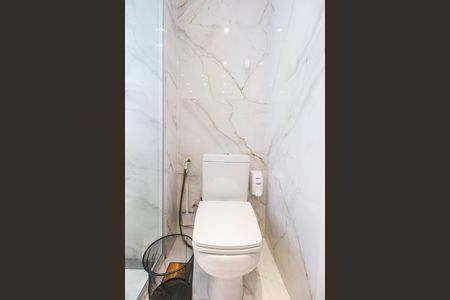 Apartamento para alugar com 110m², 2 quartos e 2 vagas Apartamento para alugar com 110m², 2 quartos e 2 vagasBanheiro da Suíte