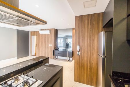 Apartamento para alugar com 110m², 2 quartos e 2 vagas Apartamento para alugar com 110m², 2 quartos e 2 vagasCozinha