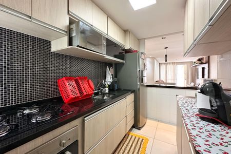 Apartamento à venda com 83m², 3 quartos e 2 vagasCozinha