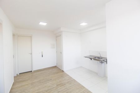 Sala  de apartamento para alugar com 2 quartos, 38m² em Alto de Santa Lucia, Carapicuíba