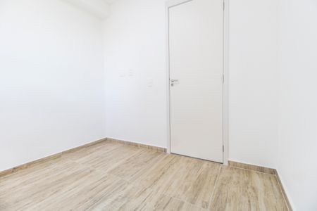 Quarto 1 de apartamento para alugar com 2 quartos, 38m² em Alto de Santa Lucia, Carapicuíba