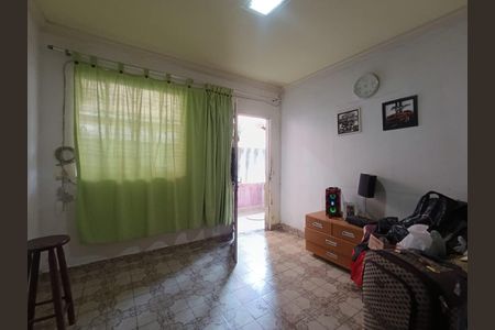 Casa para alugar com 3 quartos, 200m² em Caonze, Nova Iguaçu