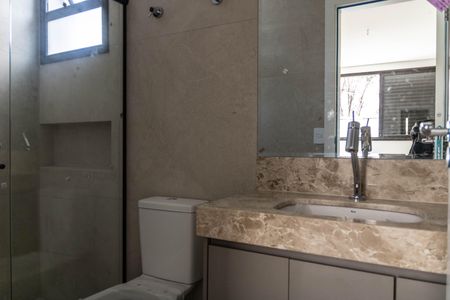 Apartamento à venda com 321m², 3 quartos e 2 vagasBanheiro da Suíte