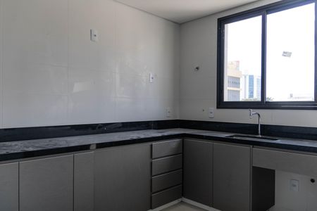 Apartamento à venda com 92m², 3 quartos e 2 vagasCozinha