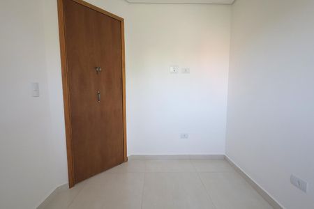Apartamento à venda com 77m², 2 quartos e 1 vagaQuarto 2