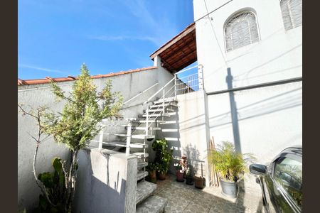 Casa à venda com 100m², 2 quartos e 1 vagaGaragem