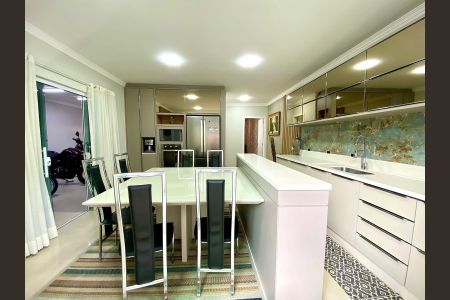 Casa para alugar com 250m², 4 quartos e 3 vagasCozinha