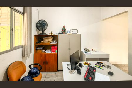 Casa à venda com 125m², 3 quartos e 2 vagasSala