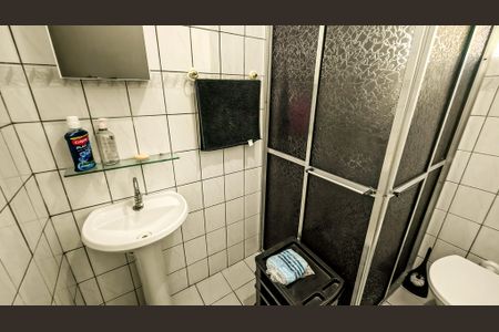 Casa à venda com 125m², 3 quartos e 2 vagasBanheiro