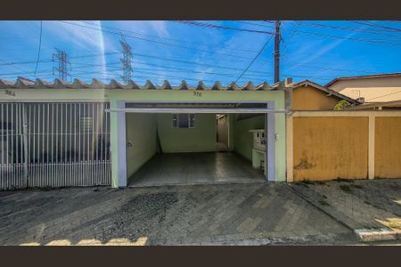 Casa à venda com 125m², 3 quartos e 2 vagasGaragem