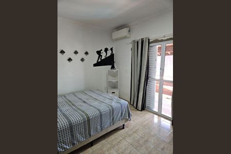 Casa de condomínio à venda com 330m², 4 quartos e 4 vagasQuarto