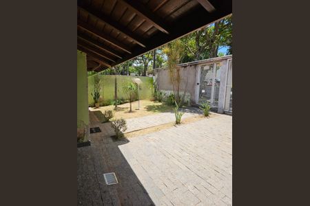 Casa de condomínio à venda com 330m², 4 quartos e 4 vagasÁrea externa