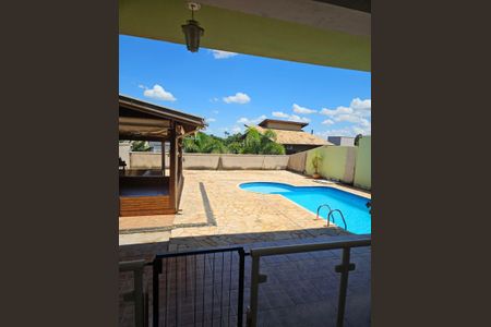 Casa de condomínio à venda com 330m², 4 quartos e 4 vagasÁrea externa