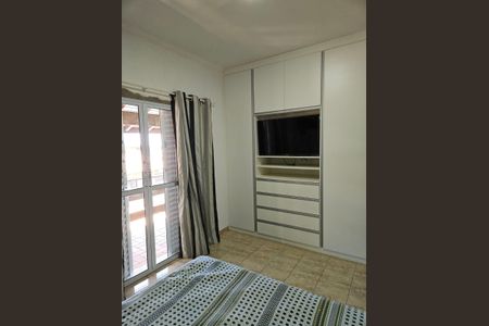 Casa de condomínio à venda com 330m², 4 quartos e 4 vagasQuarto