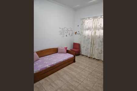 Casa de condomínio à venda com 330m², 4 quartos e 4 vagasQuarto