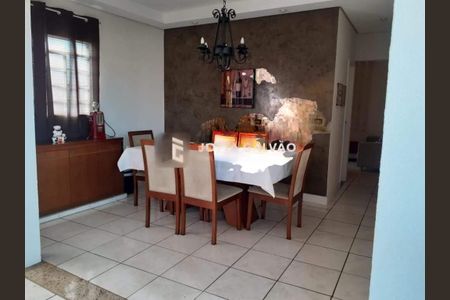 Casa à venda com 4 quartos, 220m² em Parque Valenca II, Campinas