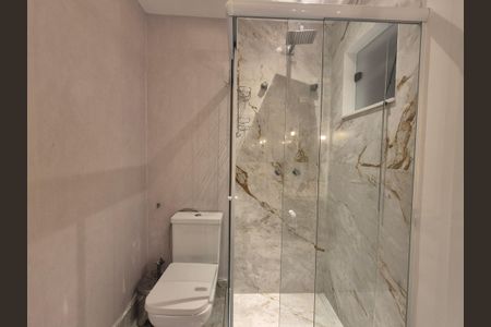 Casa de condomínio para alugar com 350m², 5 quartos e 2 vagas