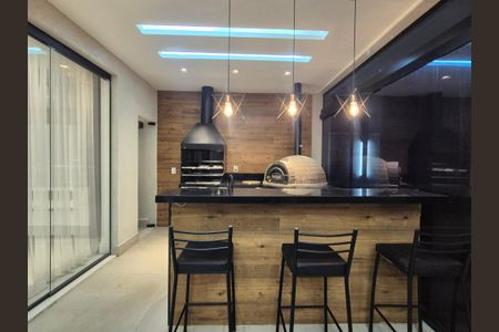 Casa de condomínio para alugar com 350m², 5 quartos e 2 vagas