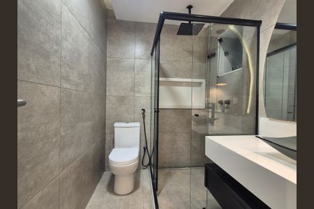 Casa de condomínio para alugar com 350m², 5 quartos e 2 vagas