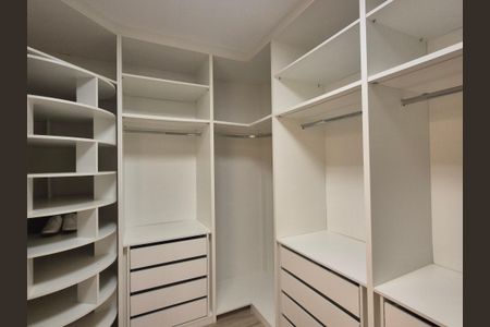Casa de condomínio para alugar com 350m², 5 quartos e 2 vagas