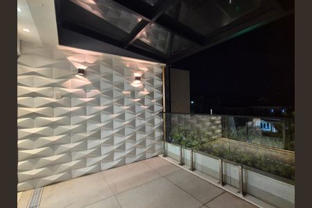 Casa de condomínio para alugar com 350m², 5 quartos e 2 vagas