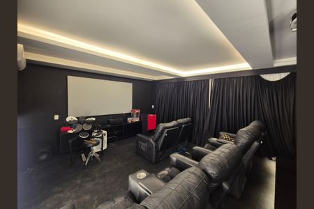 Casa de condomínio para alugar com 350m², 5 quartos e 2 vagas