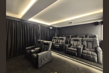 Casa de condomínio para alugar com 350m², 5 quartos e 2 vagas
