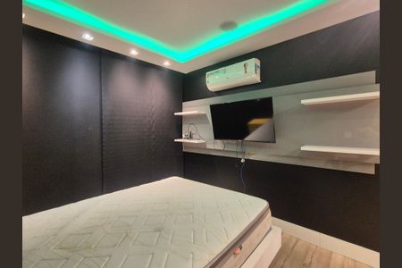 Casa de condomínio para alugar com 350m², 5 quartos e 2 vagas
