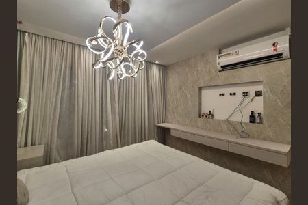 Casa de condomínio para alugar com 350m², 5 quartos e 2 vagas