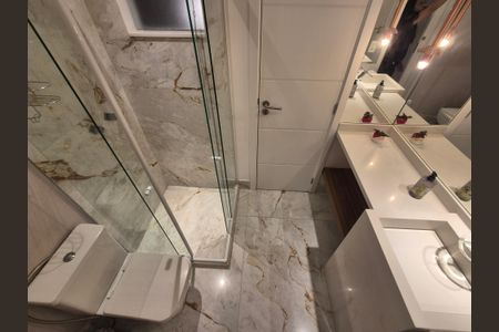 Casa de condomínio para alugar com 350m², 5 quartos e 2 vagas