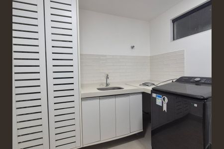 Casa de condomínio para alugar com 350m², 5 quartos e 2 vagas