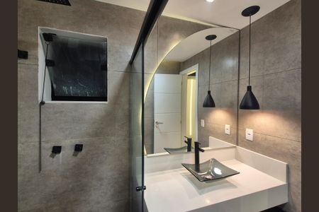 Casa de condomínio para alugar com 350m², 5 quartos e 2 vagas