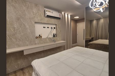 Casa de condomínio para alugar com 350m², 5 quartos e 2 vagas