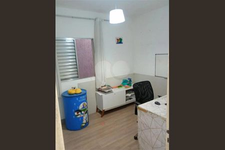 Casa à venda com 3 quartos, 200m² em Vila Talarico, São Paulo