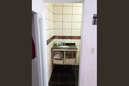 Casa à venda com 3 quartos, 200m² em Vila Talarico, São Paulo