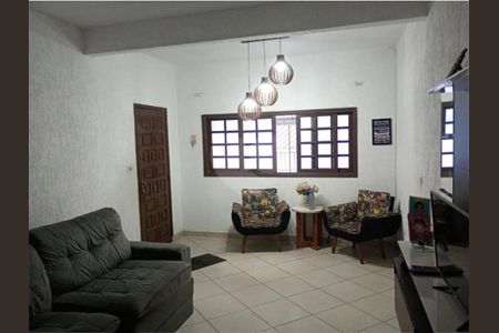 Casa à venda com 3 quartos, 200m² em Vila Talarico, São Paulo