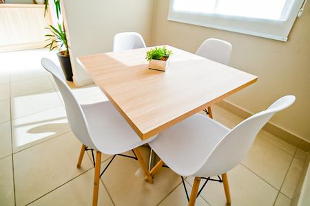 Apartamento para alugar com 41m², 2 quartos e sem vagaÁrea comum - Salão de festas