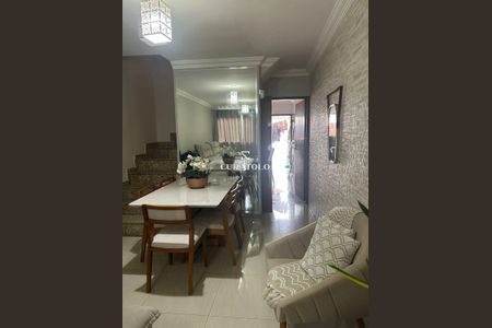 Casa à venda com 3 quartos, 102m² em Jardim Nossa Senhora do Carmo, São Paulo