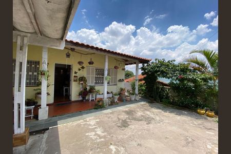 Casa à venda com 17m², 4 quartos e 3 vagas