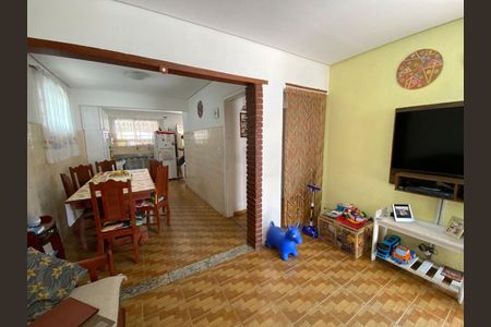 Casa à venda com 4 quartos, 17m² em Jardim Nossa Senhora do Carmo, São Paulo