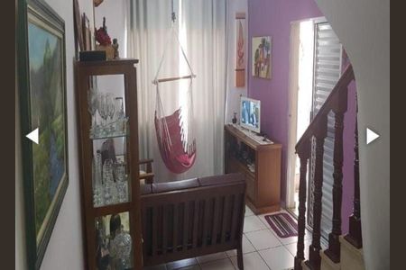 Casa à venda com 3 quartos, 100m² em Vila Yara, São Paulo
