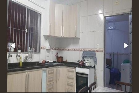 Casa à venda com 3 quartos, 100m² em Vila Yara, São Paulo