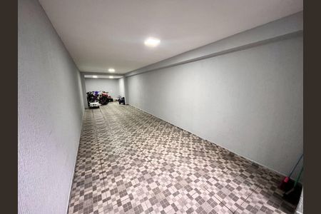 Casa à venda com 100m², 2 quartos e 4 vagas